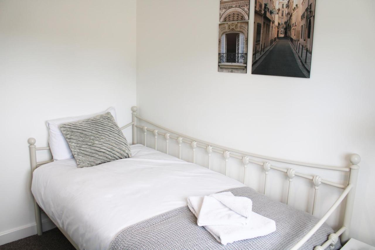 Апартаменты Oxford - Private House With Garden & Parking 14 *